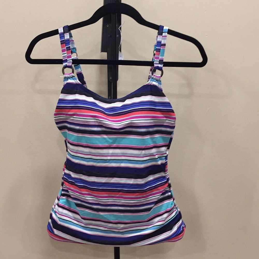 Women’s tankini swimsuit top